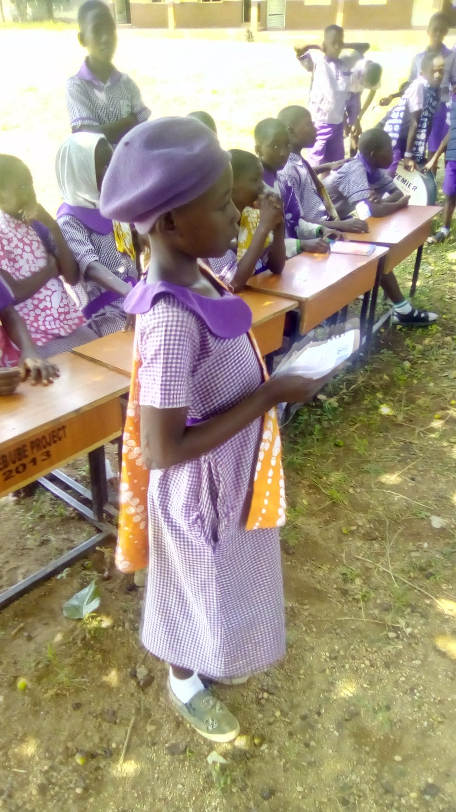 Student gives presentation on Batik fabric